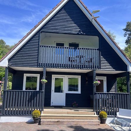 Cosy Lakeside Chalet With Option To Add Private Hot Tub Duneena Ngoại thất bức ảnh